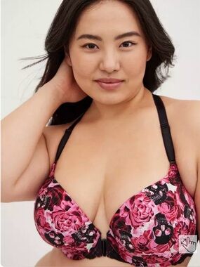 Torrid Curve floral & skull print T-shirt bra 40DD